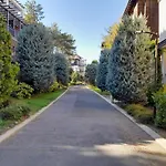 трёхкомнатные роскошные у моря в санта марина アパート