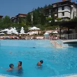 трёхкомнатные роскошные у моря в санта марина アパート