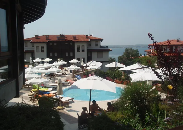 Apartment трёхкомнатные роскошные у моря в санта марина Sozopol