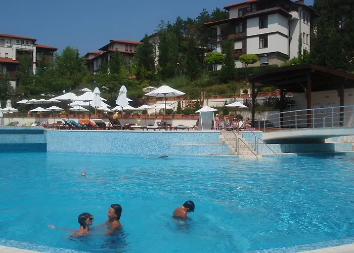 трёхкомнатные роскошные у моря в санта марина 公寓