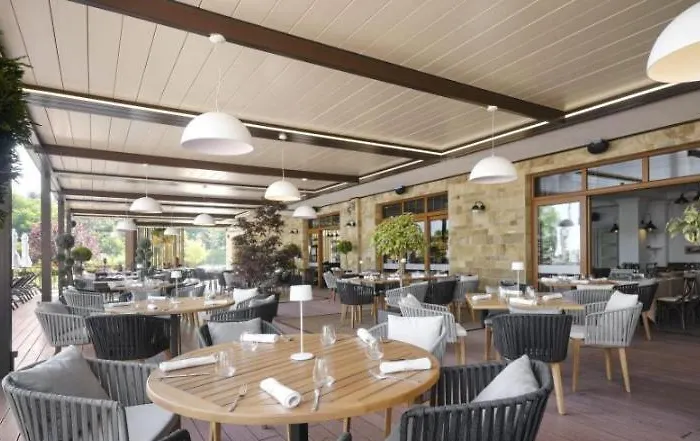 трёхкомнатные роскошные у моря в санта марина 公寓 *