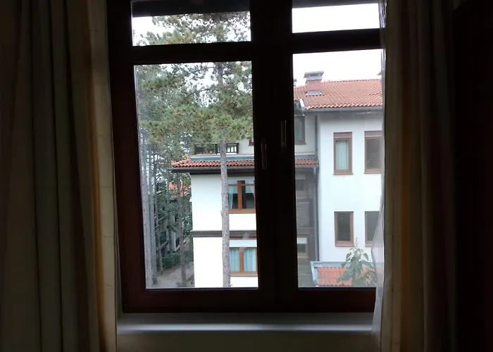 трёхкомнатные роскошные у моря в санта марина 公寓 *