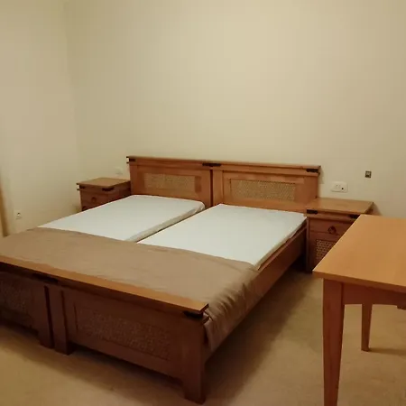 трёхкомнатные роскошные у моря в санта марина Sozopol