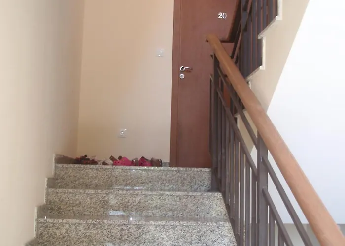 трёхкомнатные роскошные у моря в санта марина Апартамент Созопол