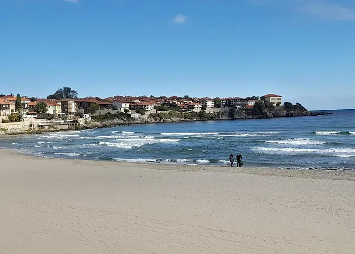 трёхкомнатные роскошные у моря в санта марина Апартамент