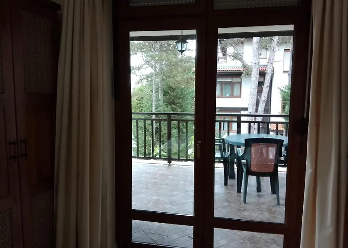 Апартамент трёхкомнатные роскошные у моря в санта марина Созопол