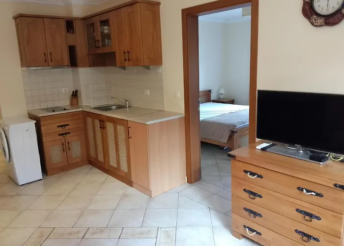 трёхкомнатные роскошные у моря в санта марина Апартамент *